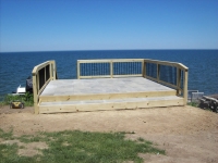 Elevated Stone Dock With Silca System / StoneDeks