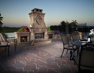 Outdoor-fireplace-full-view